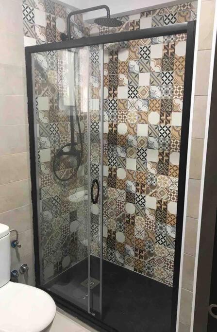 Ideal Apartamento En El Barrio De Las Delicias Malaga Exterior photo